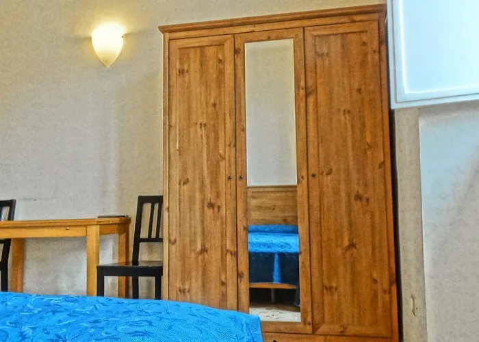 House 4*